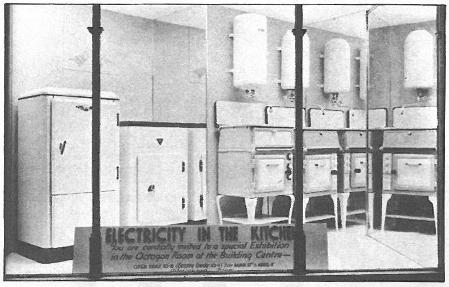 1945 – Electricity in the Kitchen exhibition © Building Centre