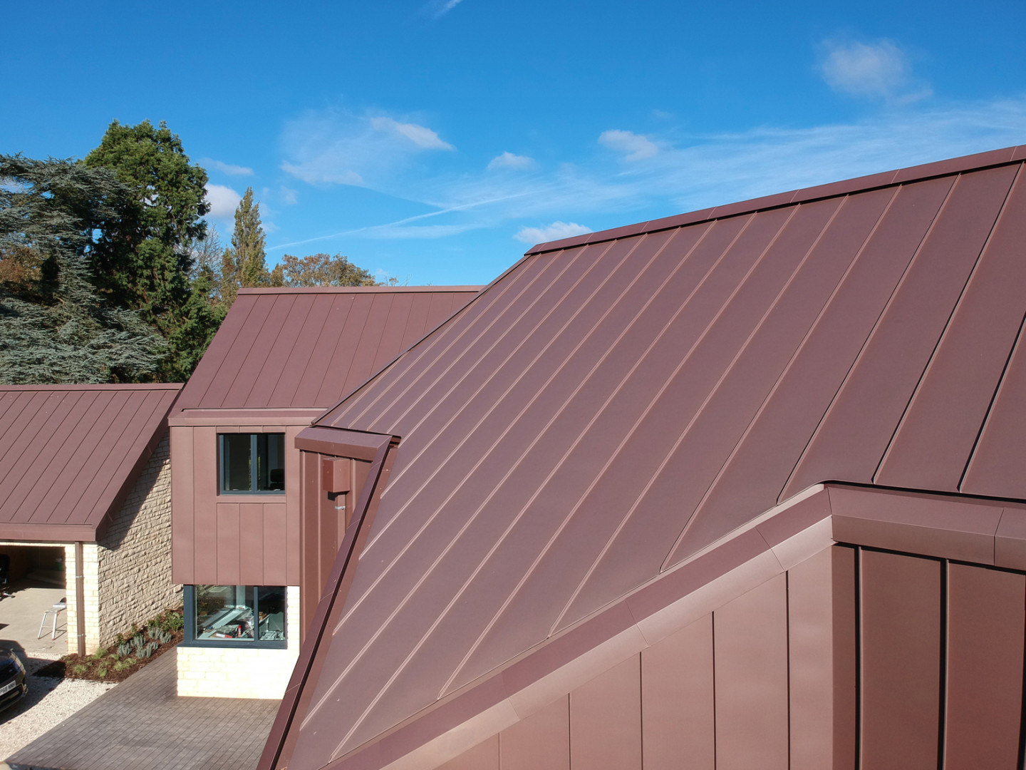 Ventilated Hidden Eaves Box Gutter Detail in Zinc SIG 