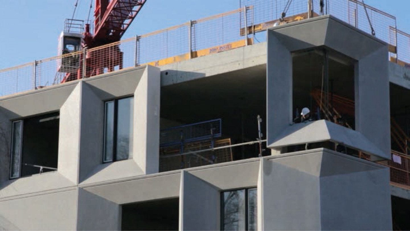  Precast  concrete fa ade panels  at Burntwood School